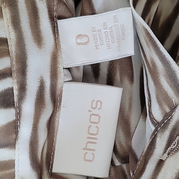 Chico's Sheer Bevin Leopard Print Button Front Tank Size Small - Picture 6 of 8